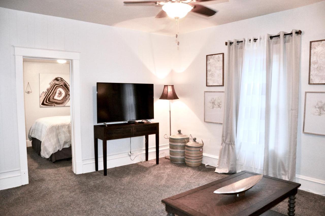 Downtown 1 Bedroom Charmer - Walk, Bike, Enjoy!! 래피드시티 외부 사진