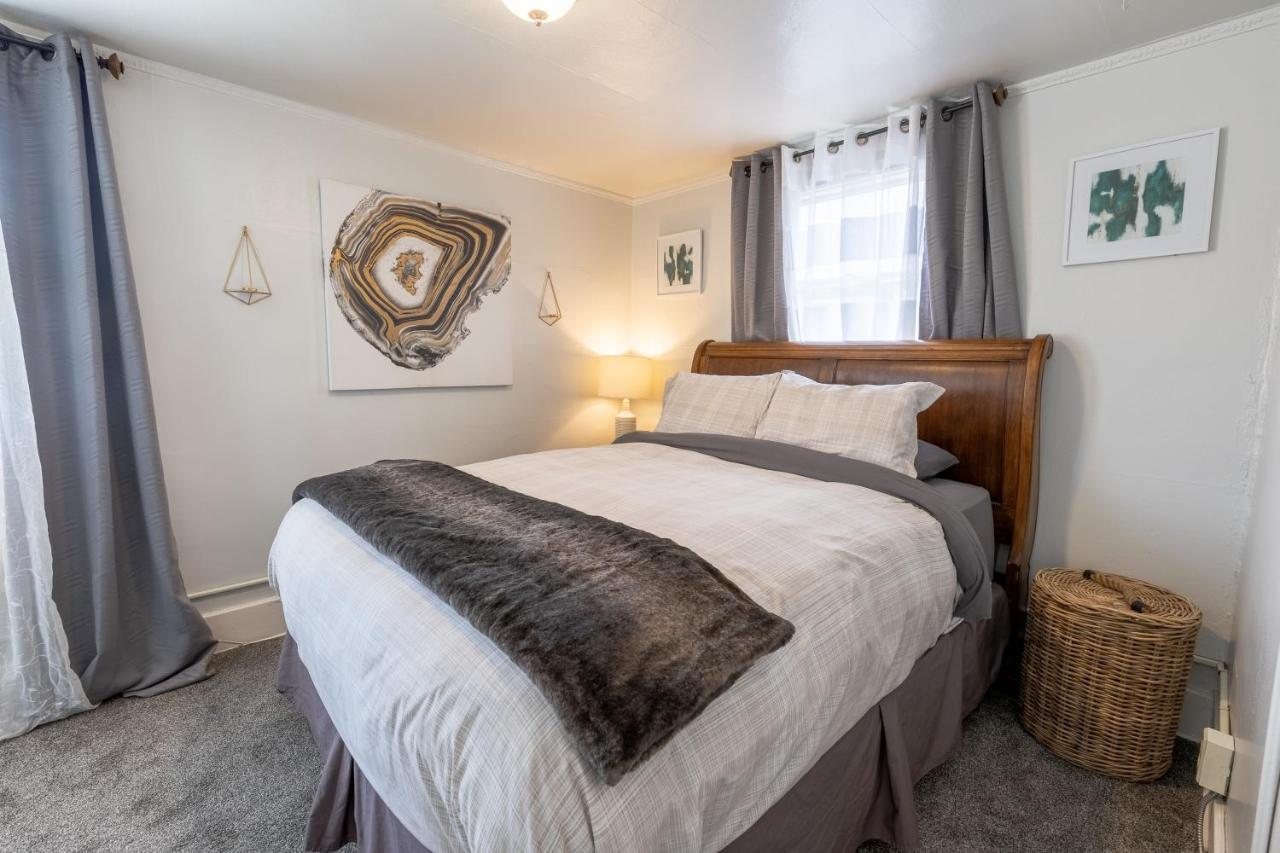 Downtown 1 Bedroom Charmer - Walk, Bike, Enjoy!! 래피드시티 외부 사진
